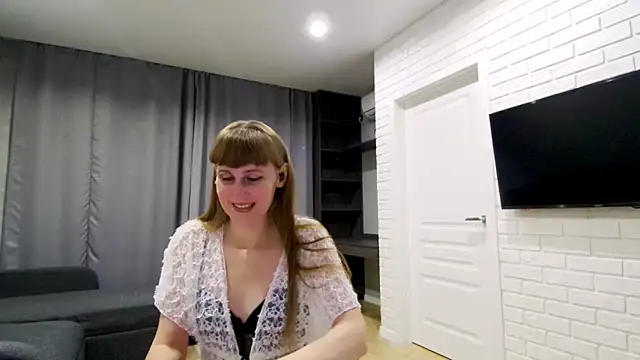 Daniella Lorente online show from 11/11/25, 11:42