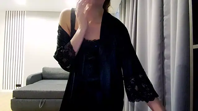 Snapshot of Daniella_Lorente chatting on 02/03/25, 06:45 Daniella Lorente online show from 02/03/25, 06:45