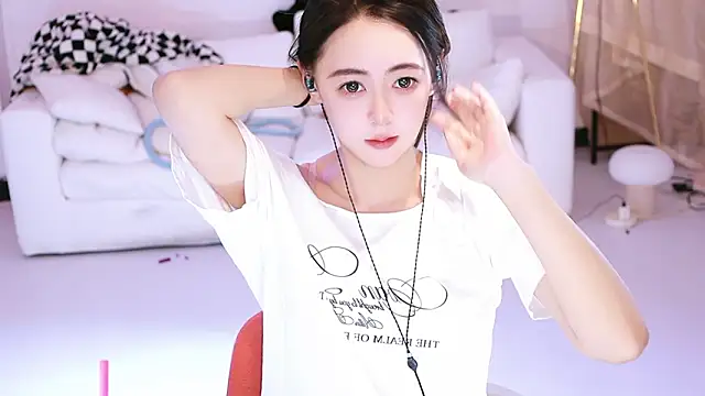 Roseonly  online show from 03/18/26, 04:48