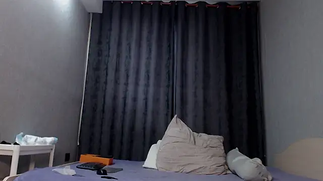 Snapshot of Anna_Curvy chatting on 02/04/25, 04:26 Anna Curvy online show from 02/04/25, 04:26