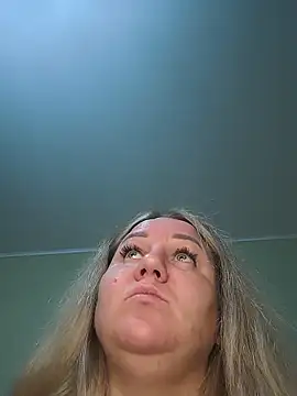 Anna Curvy online show from 11/27/25, 12:00