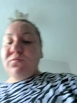 Snapshot of Anna_Curvy chatting on 06/29/26, 11:59 Anna Curvy online show from 06/29/26, 11:59