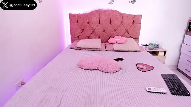 jade dakota   online show from 10/02/25, 01:20