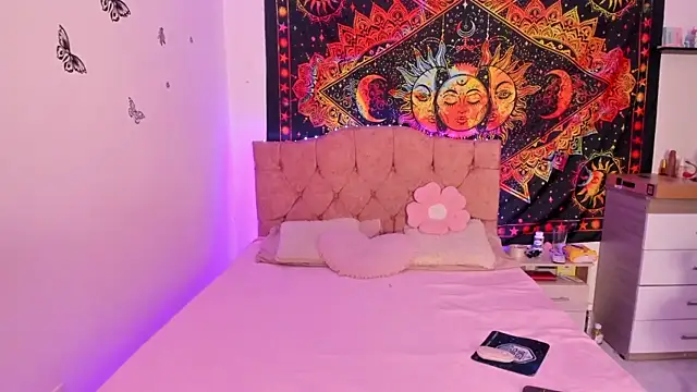 jade dakota   online show from 12/14/25, 02:40