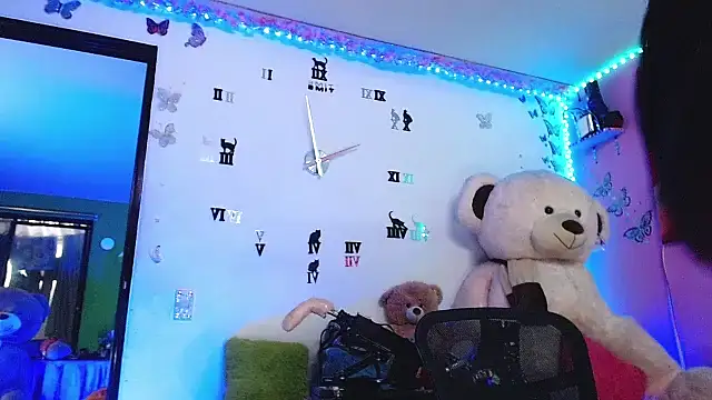 Snapshot of goddess_BigassCock chatting on 11/03/25, 02:39 goddess BigassCock online show from 11/03/25, 02:39