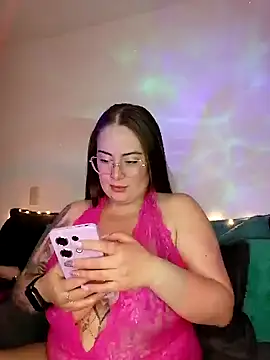 soofy   online show from 09/26/25, 03:02