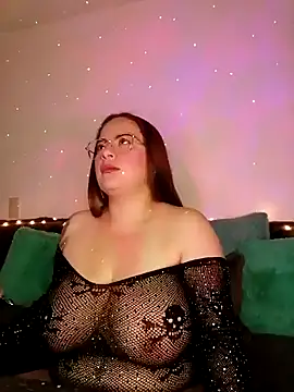 soofy   online show from 11/18/25, 03:32