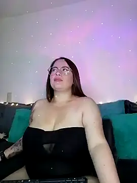 soofy   online show from 11/08/25, 03:10