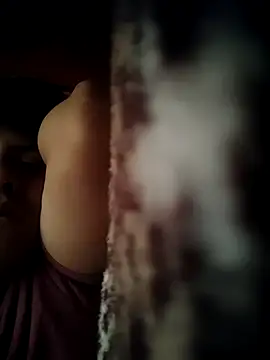 Snapshot of ElWeUltimO chatting on 09/25/25, 05:52 ElWeUltimO online show from 09/25/25, 05:52