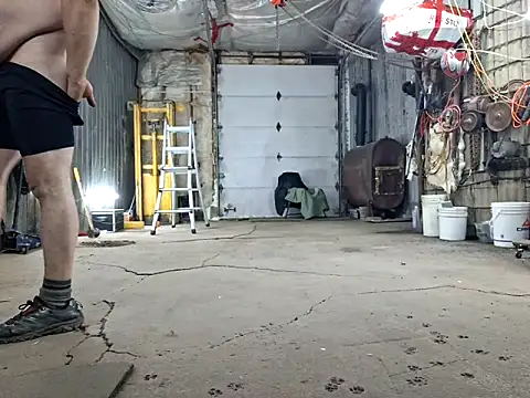 Frankdick01 online show from 11/08/25, 04:05