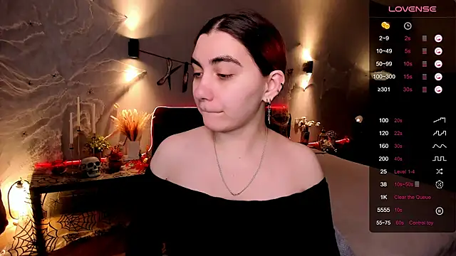 hannacheekss  online show from 10/27/25, 01:50