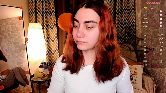 hannacheekss  online show from 10/24/25, 02:10