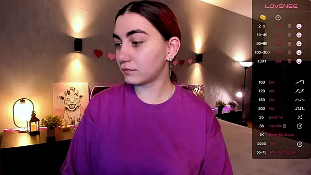 hannacheekss  online show from 09/26/25, 02:07