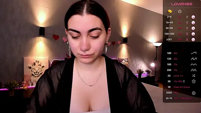 hannacheekss  online show from 09/19/25, 02:15