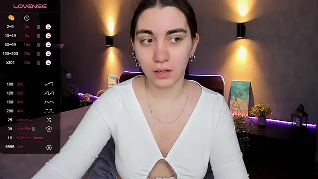 hannacheekss  online show from 03/17/25, 01:57