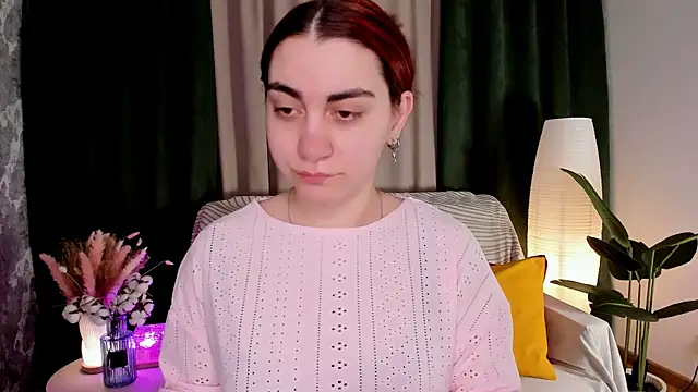 hannacheekss  online show from 05/15/26, 02:09
