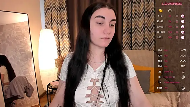 hannacheekss  online show from 03/03/25, 05:16