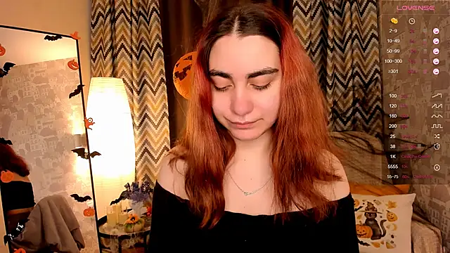 hannacheekss  online show from 10/29/25, 06:12