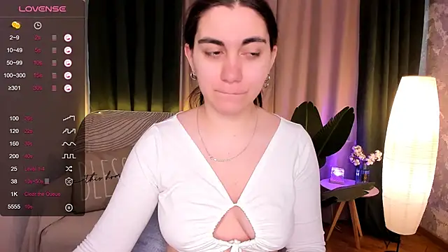 hannacheekss  online show from 03/19/25, 02:05