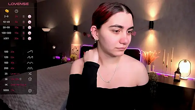 hannacheekss  online show from 02/21/26, 02:02