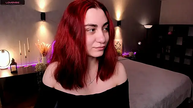 hannacheekss  online show from 04/17/26, 02:03