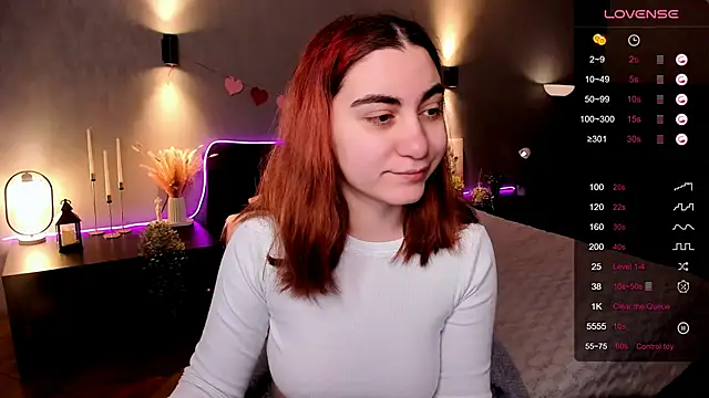 hannacheekss  online show from 02/24/26, 02:01