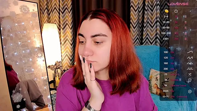 hannacheekss  online show from 12/17/25, 02:05