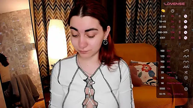 hannacheekss  online show from 05/20/26, 02:08