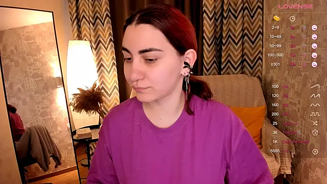 hannacheekss  online show from 09/09/25, 02:10