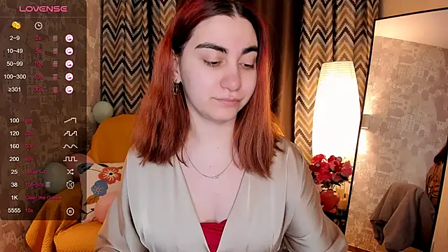 hannacheekss  online show from 02/13/26, 02:11