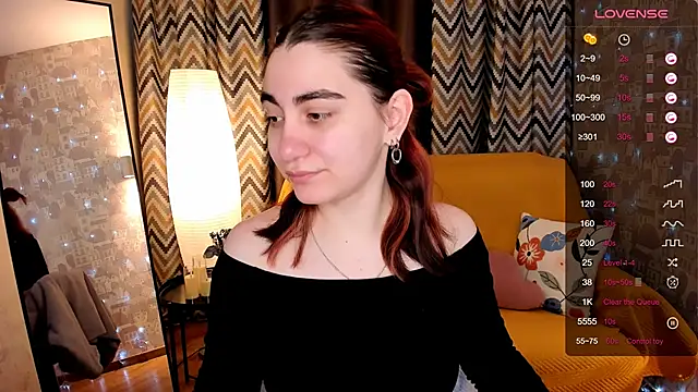 hannacheekss  online show from 03/27/26, 02:09