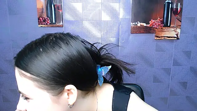 Snapshot of AliceSexyyy_ chatting on 03/10/25, 09:01 AliceSexyyy online show from 03/10/25, 09:01