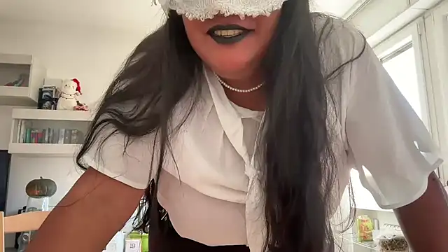 MashaCL online show from 10/24/25, 09:41