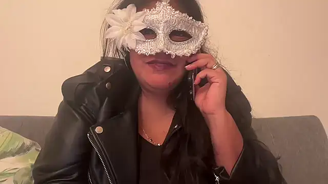 MashaCL online show from 11/05/25, 06:11