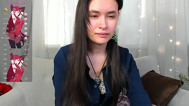 Emily Strikeee online show from 03/03/25, 09:45