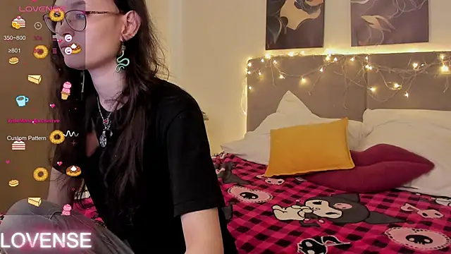 Emily Strikeee online show from 03/09/26, 03:54