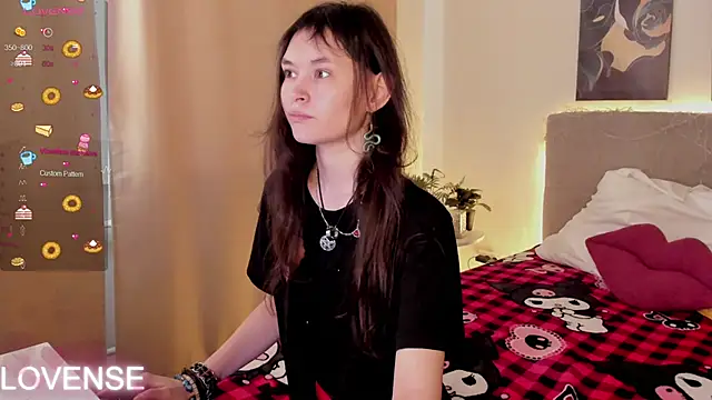 Emily Strikeee online show from 02/23/26, 04:03