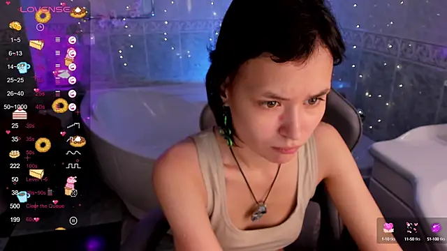 Emily Strikeee online show from 09/25/25, 09:37