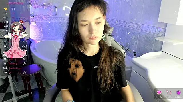 Emily Strikeee online show from 10/29/25, 10:14