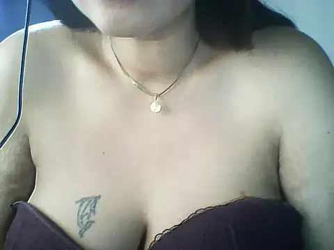 Snapshot of layanah12 chatting on 06/20/26, 06:07 layanah12 online show from 06/20/26, 06:07