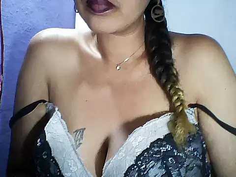 Snapshot of layanah12 chatting on 10/13/25, 06:31 layanah12 online show from 10/13/25, 06:31