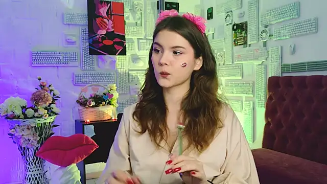 EvaThopson online show from 02/14/25, 12:14