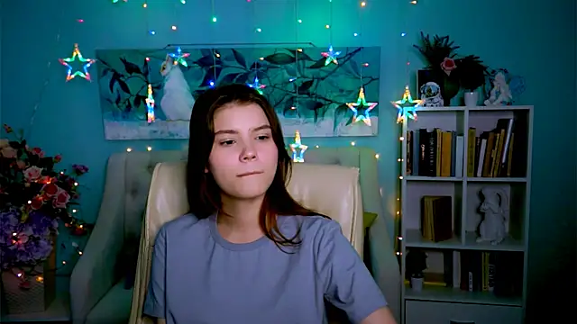 EvaThopson online show from 03/04/25, 11:29