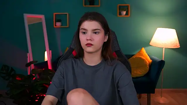 EvaThopson online show from 01/24/25, 12:10