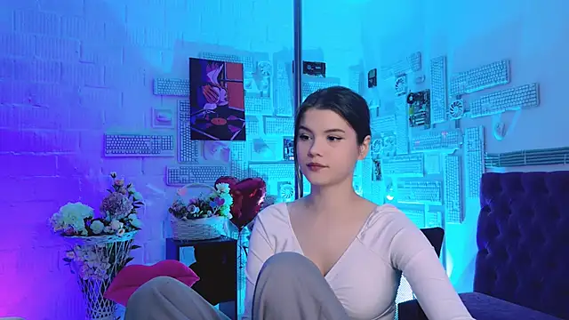 EvaThopson online show from 02/19/25, 03:27