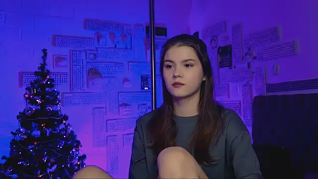 EvaThopson online show from 01/19/25, 12:06