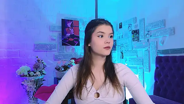 EvaThopson online show from 02/19/25, 12:22