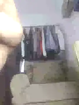 Snapshot of Hxnsovrgon chatting on 11/29/25, 12:22 Hxnsovrgon online show from 11/29/25, 12:22