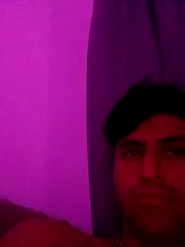 Snapshot of Hxnsovrgon chatting on 10/10/25, 11:33 Hxnsovrgon online show from 10/10/25, 11:33