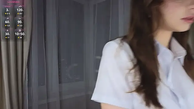 KellyAdderiy online show from 12/19/25, 03:10